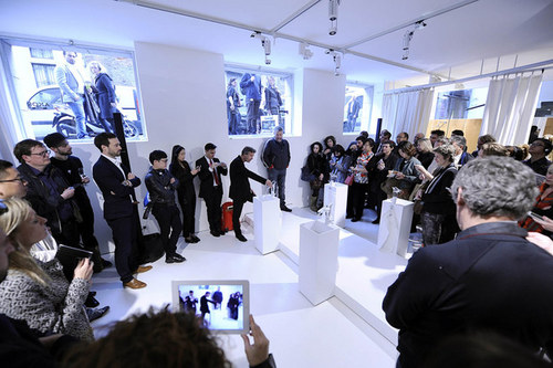 Philippe Starck推出首款透明龙头AXOR Starck V系列