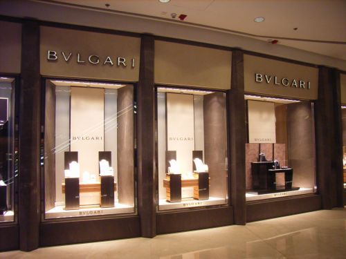 Bulgari宝格丽家族继续减持LVMH股份套现近三千万