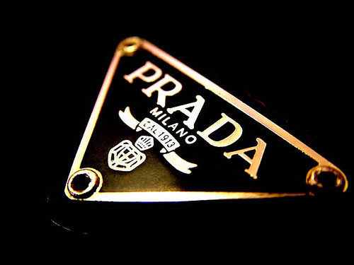 奢侈品集团Prada发布一季度疲软财报 集团收入出现首次下跌