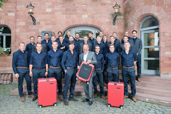 世界杯RIMOWA赞助德国队 推出特别设计行李箱