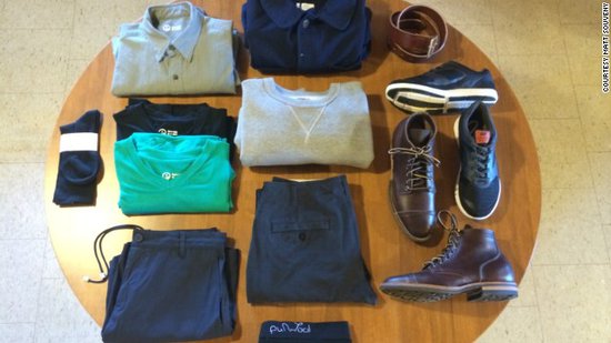 时尚极简生活方式 一年只穿一套衣服