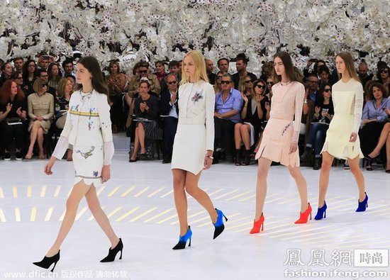 2014 Christian Dior高级定制系列发布 感受冰雪世界的美丽