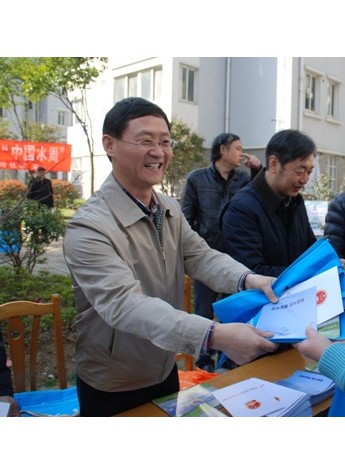 水情教育走进社区和学校