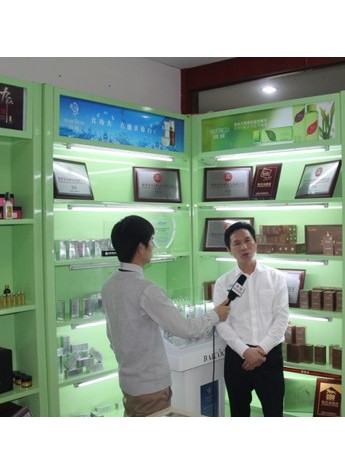 辛艾诗迪精油品牌接受CCTV记者团采访