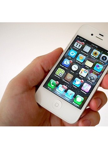 江苏联通掌上世界杯   iPhone4S现仅售2099元