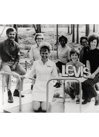 Levi’s李维斯用行动回馈社会