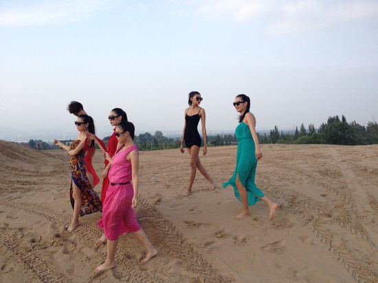 视觉大片拍摄 越野模特野外风情