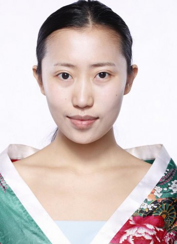 媚娘妆催生彩妆热，北京千惠学校挤破门