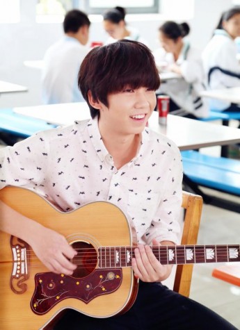 白举纲空降助力高考，送考生伊利补脑神器