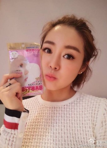 高丝婴儿肌面膜成新宠 超女安又琪等狂晒微博