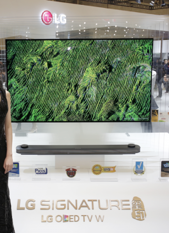 從一臺，到一張 LG SIGNATURE璽印 OLED W7引領電視行業進入“一張”時代