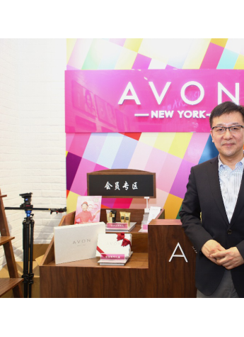 AVON雅芳美博会首秀 新活再生霜斩获美伊大奖