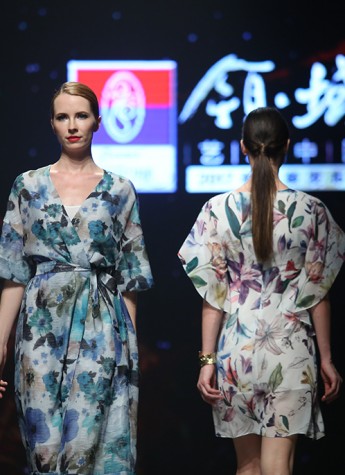 打破空间束缚，富安娜让女人成为行走的艺术品