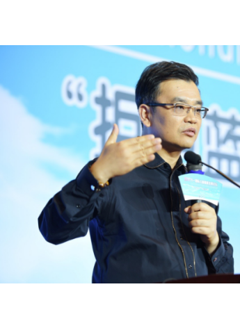 谢宏“蓝光对儿童眼睛伤害不可逆”妈妈们知道吗!