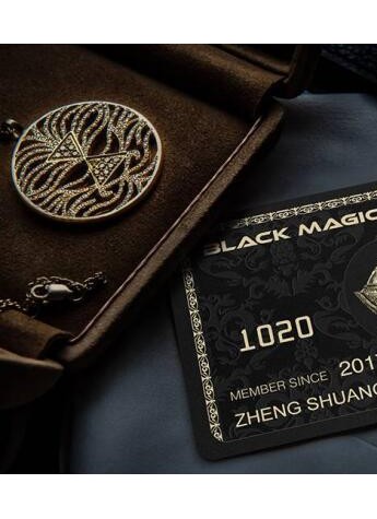 拍摄你的专属黑卡，参与环球黑卡摄影大赛