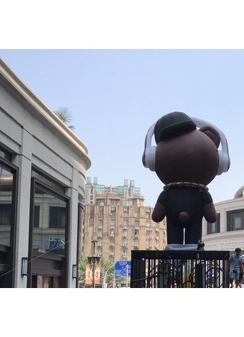 布朗熊在上海？！是的，太古汇已成最新朋友圈照片取材地