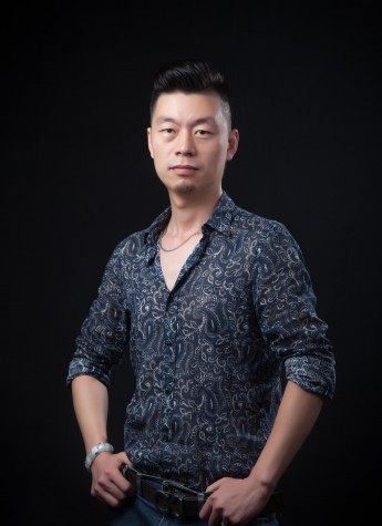 DKLTJU童裝登陸紐約時(shí)裝周–設(shè)計(jì)師邵剛的堅(jiān)持和夢(mèng)想