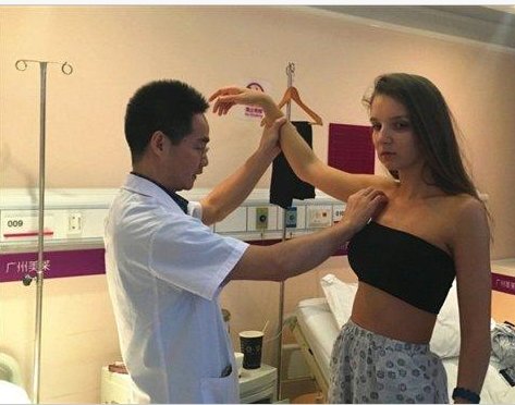 丰胸大医唐新辉:合适的美胸能拥有协调的曲线