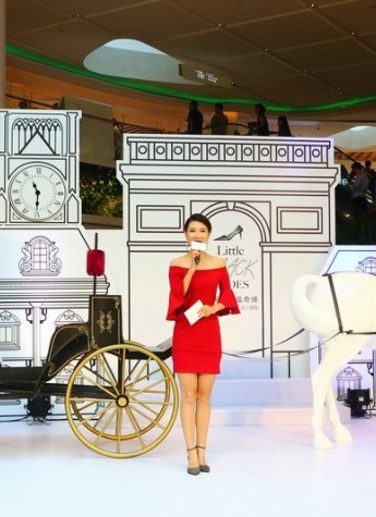 Marie Claire新品水晶小黑鞋 重現(xiàn)“新巴黎主義”的水晶奇緣