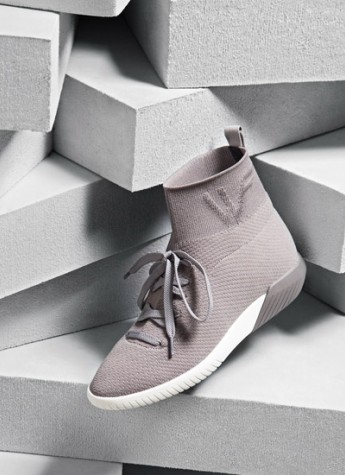 WHAT FOR 17FW活力律动系列，个性轻松一网打尽