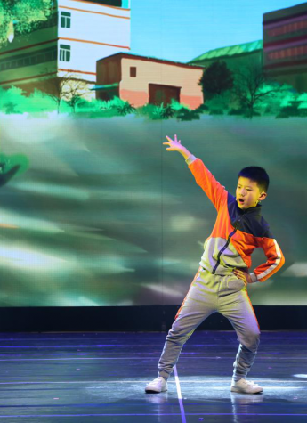 大型原创儿童舞台剧《小鹿的奇幻漫游》隆重上演！