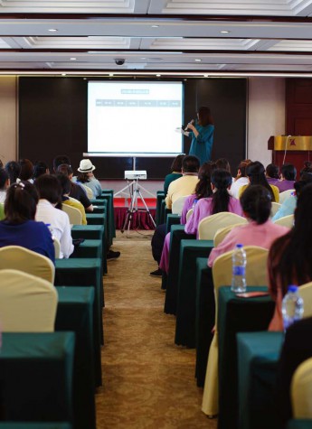 照本堂：穿布衣的新文化，照生活的新潮流