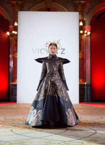 VICKY’Z“灯火世家”发布会压轴巴黎时装周惊艳世界