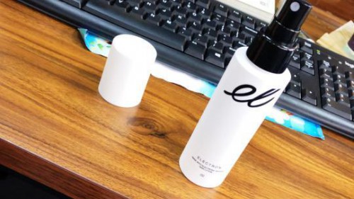 日本良心护肤品el电子水，用过确实不得不服！
