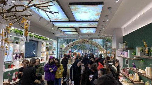 重慶南坪萬達奢思雅品牌店盛大開業，全城免費送面膜