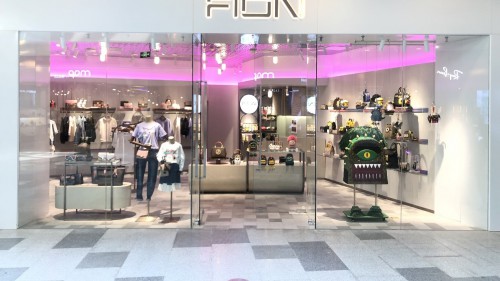 FION菲安妮线下探店：新零售+新国潮，40年箱包品牌的华丽蜕变