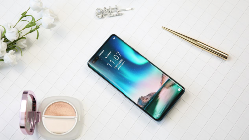 华为nova7 Pro评测：前置3200万追焦双摄，5G自拍视频旗舰
