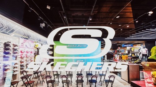 斯凯奇SPEED 6 Hyper 性能加持，无惧“实战” ！