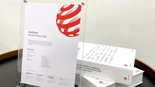 周大福藝堂ARTRIUM互动创新橱窗荣获“德国红点奖”