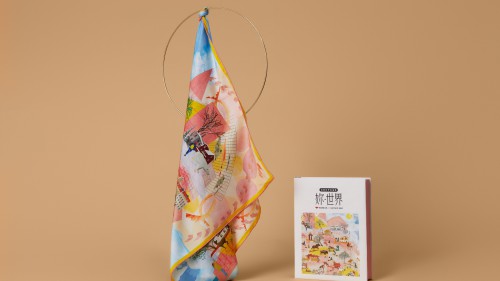 與愛馬仕合作藝術家共同打造定制絲巾，考拉海購·出品帶來了世界級的偏愛
