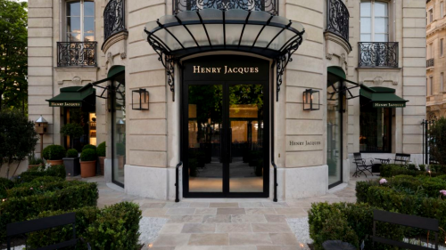 Henry Jacques （亨利·雅克） 首家独栋精品店 在巴黎地标蒙田大道正式开业
