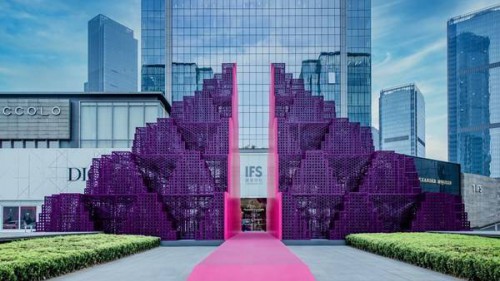 重慶IFS五周年發布全新公共藝術裝置