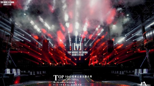 超模在中国荣耀归来｜第二届年度盛典再掀时代潮流
