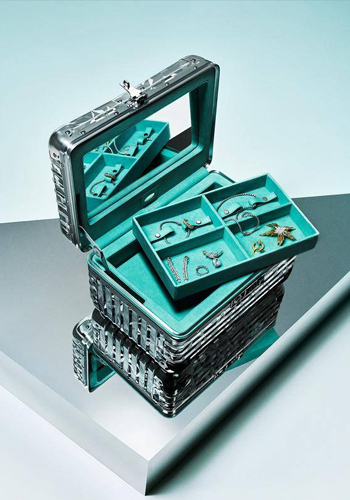 RIMOWA（日默瓦）x Tiffany & Co. 蒂芙尼推出限量联名系列