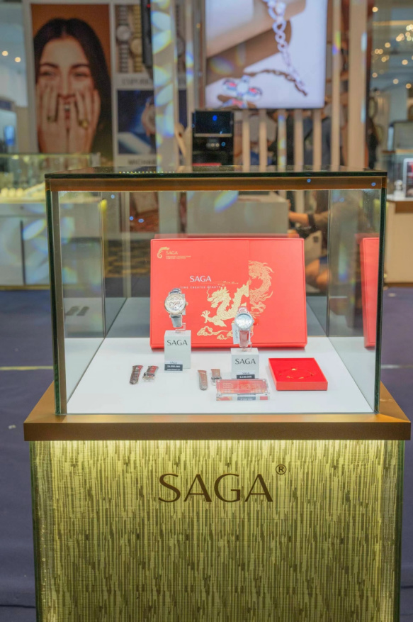 高清-SAGA 再度闪耀越南钟表展，展望东南亚时尚新版图543