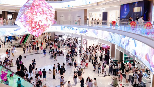 中免海南国庆中秋假期揽客超45万人次  销售额突破8亿元