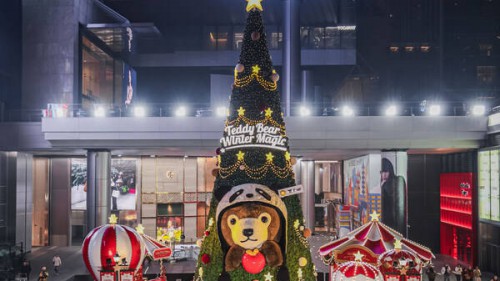 百年泰迪熊冬日赴约 解锁城市岁末奇境 ---- 成都IFS×Steiff"泰迪熊冬日奇境 Teddy Bear Winter Magic"西南首展温暖开启