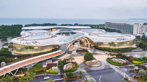 紧跟离岛免税政策导向,中免集团立足海南打造免税消费新生态 紧跟离岛免税政策导向,中免集团立足海南打造免税消费新生态