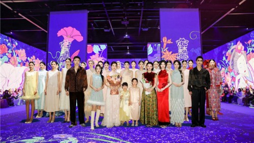 荷言HEYENSS2026“东风第一枝” 主题大秀圆满落幕