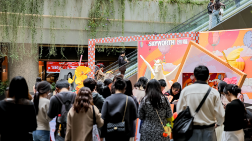 从“家居黑洞”到“墙上的艺术”：创维电视如何掀起美学革命