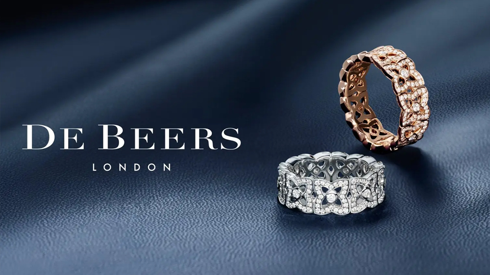 DE BEERS 戴比尔斯推出 LOTUS BY DE BEERS 莲花系列全新品牌活动 以现代视角焕新经典,开启创意新章 DE BEERS 戴比尔斯推出 LOTUS BY DE BEERS 莲花系列全新品牌活动 以现代视角焕新经典,开启创意新章