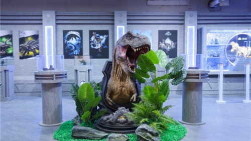 “老凤祥侏罗纪世界快闪” 现场！老凤祥侏罗纪世界联名首发