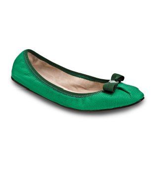 绿色皮革平底芭蕾鞋