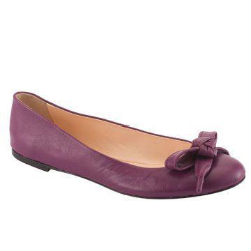 葡萄紫色皮革平底鞋