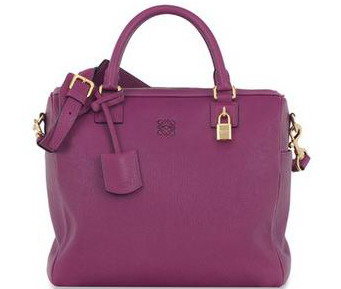 暗紫红色AME 26手提包