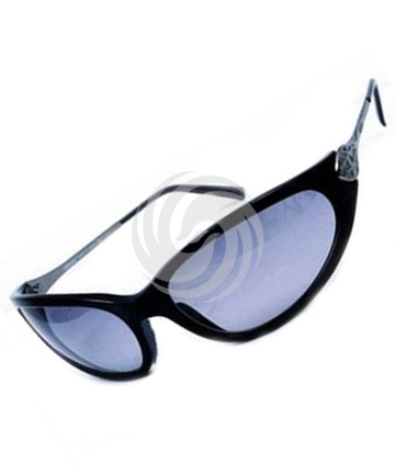 范思哲流线型黑框眼镜